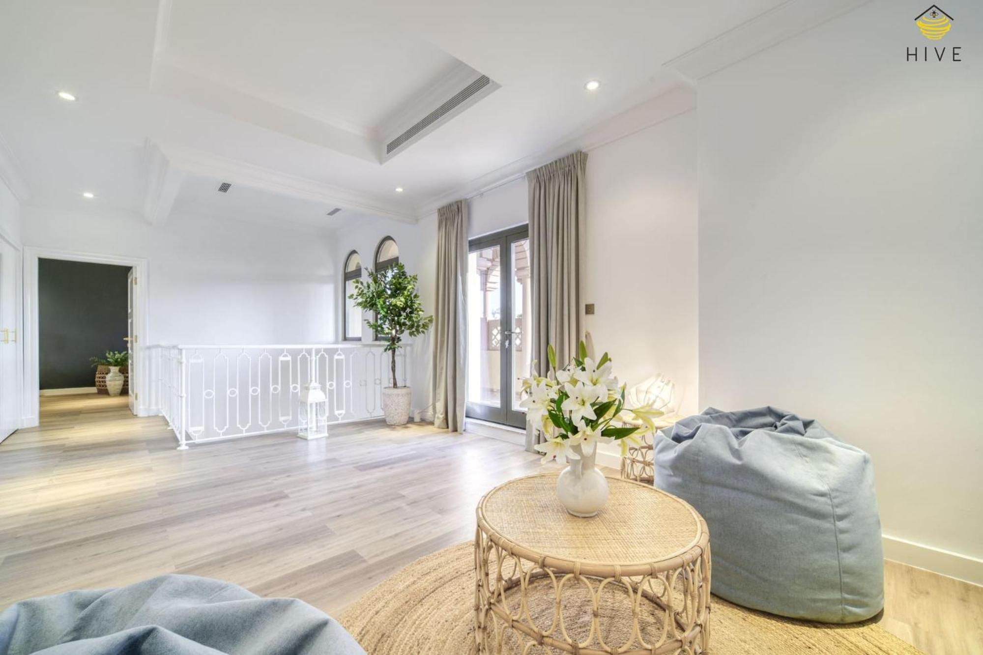 Villa Stunning 4 Bed In Canal Cove