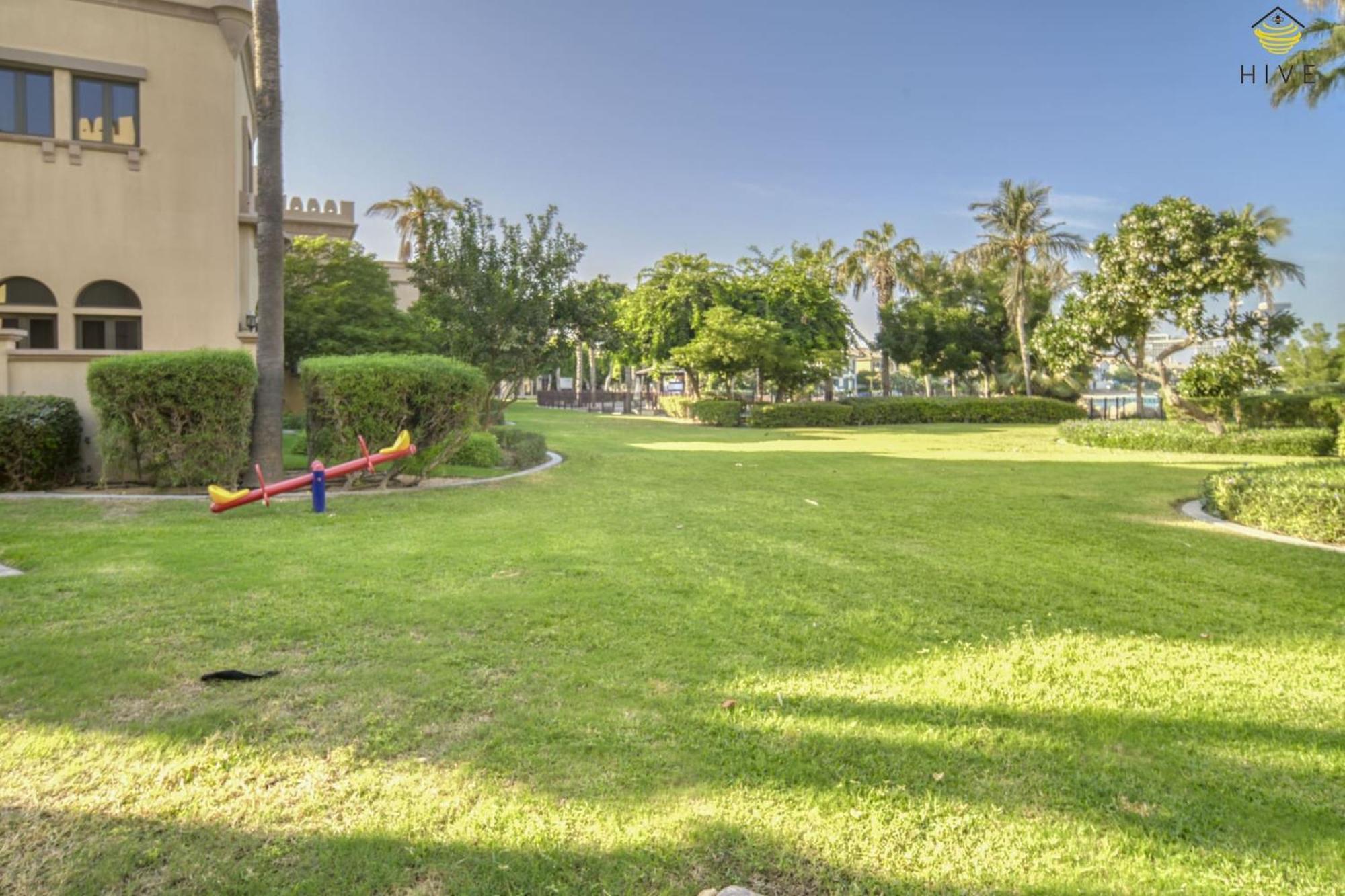 Stunning 4 Bed In Canal Cove Dubai