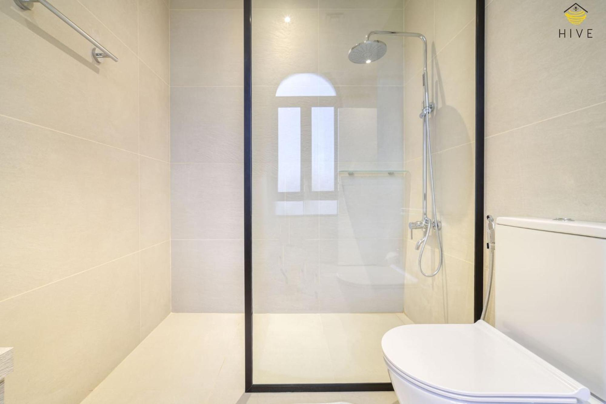 Stunning 4 Bed In Canal Cove * Dubai
