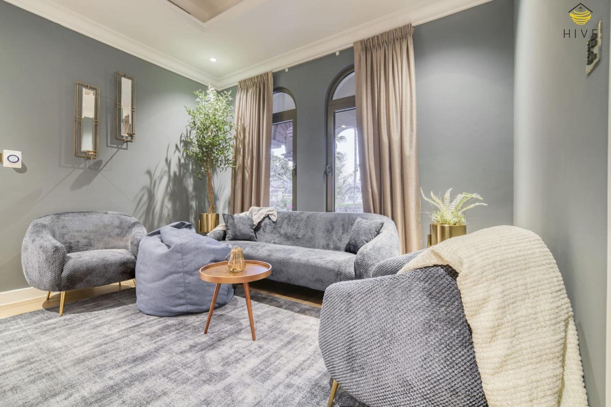Stunning 4 Bed In Canal Cove Villa *