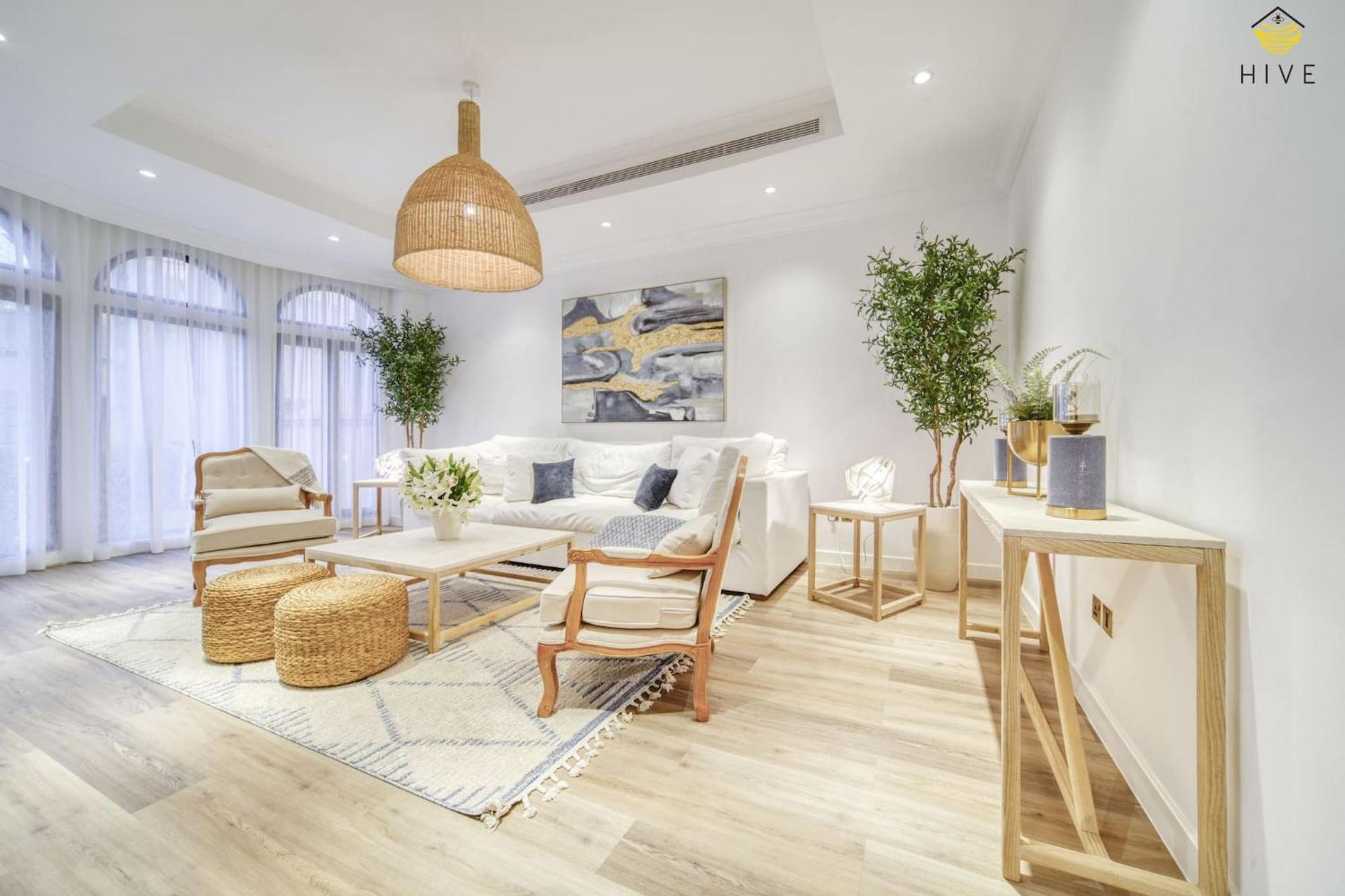 Stunning 4 Bed In Canal Cove *